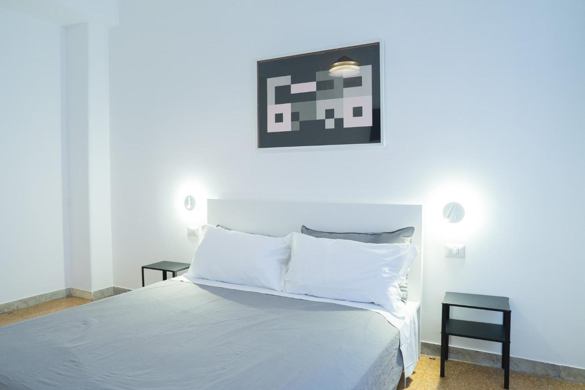 Vaticanella 2 Bedroom Rom